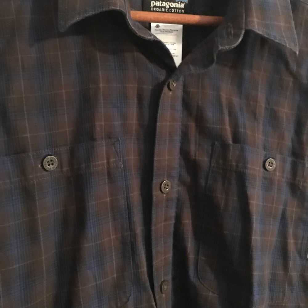 Patagonia Plaid Button Down (M)